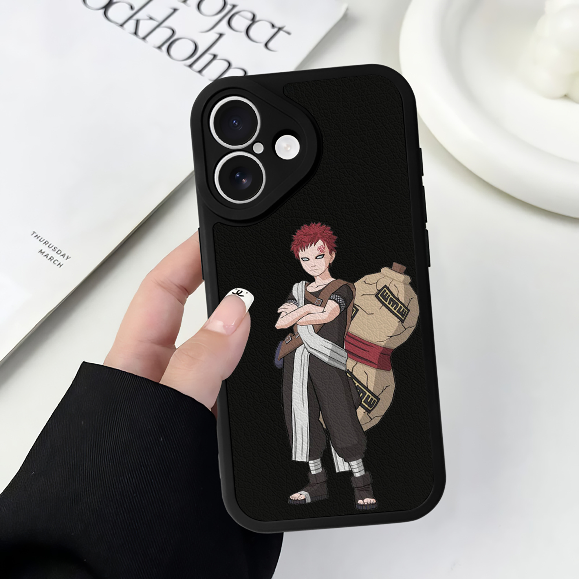 （画像用） NARUTO -ナルト- ガアラ Gaara 【iPhone 16シリーズ対応】シリコンスマホケース（レザー調） 材質：シリコン